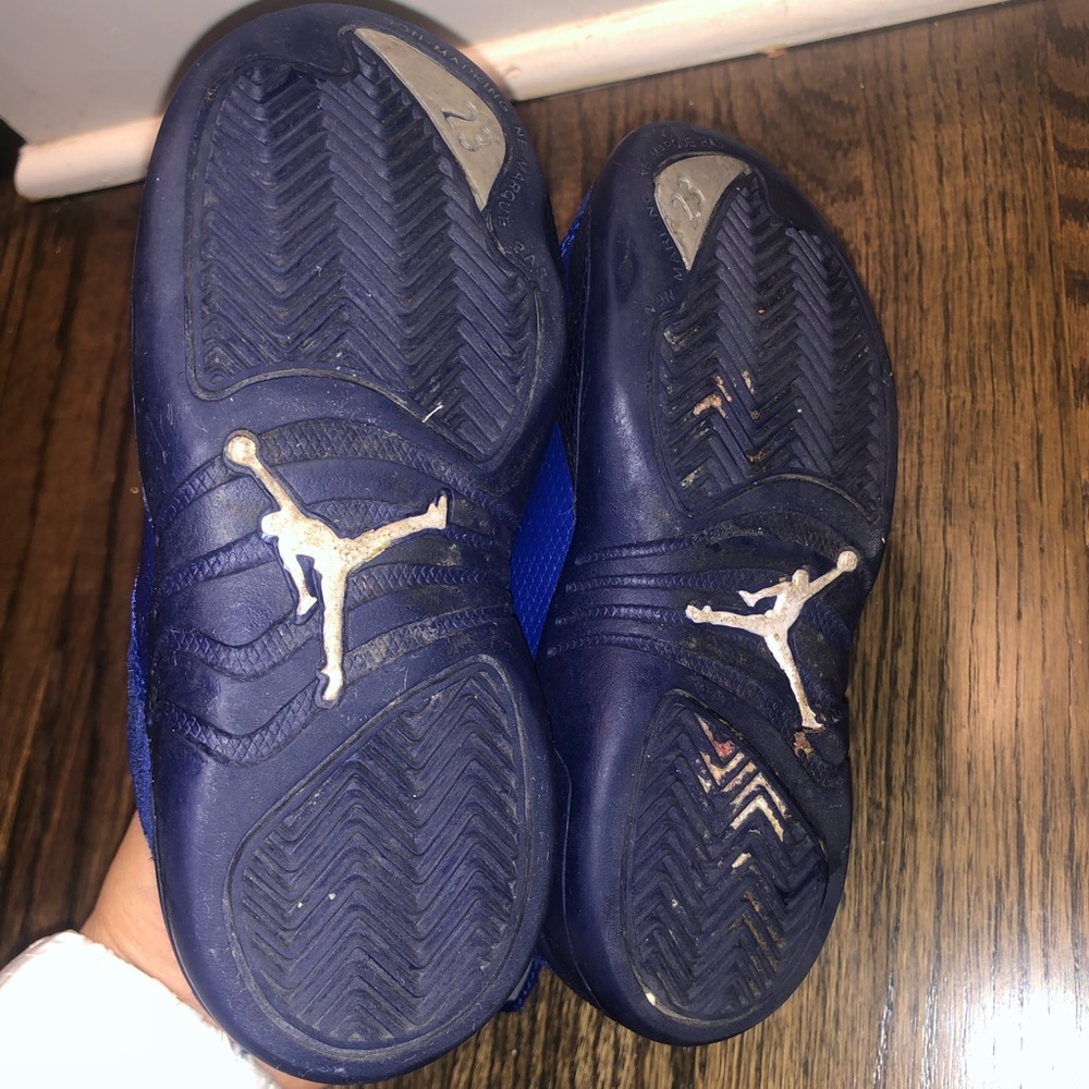 Jordan 12 - Picture 4 of 5